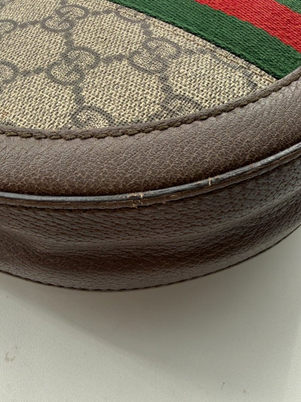 Gucci Ophidia Round Mini Crossbody Bag - Picture 4 of 14